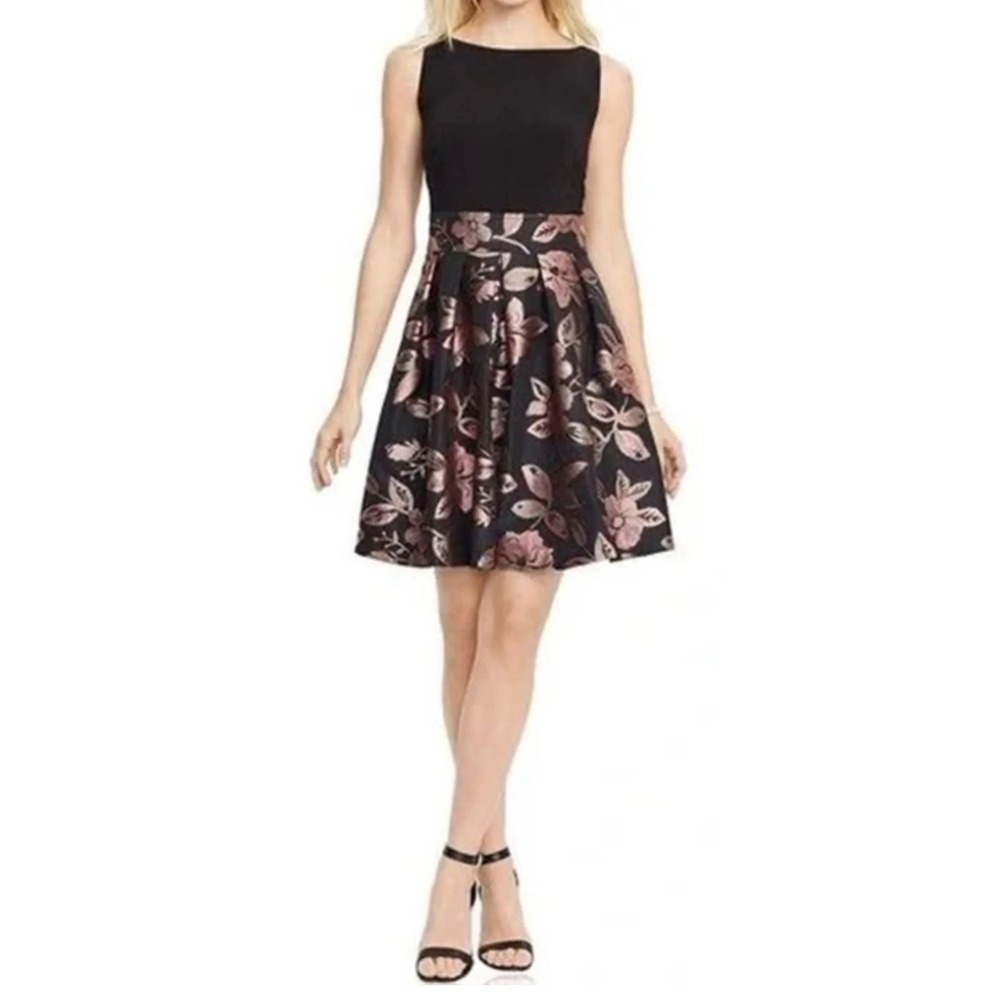 Lauren Ralph Lauren NWT Black Metallic Floral Fit & Flare Dress - Size 10